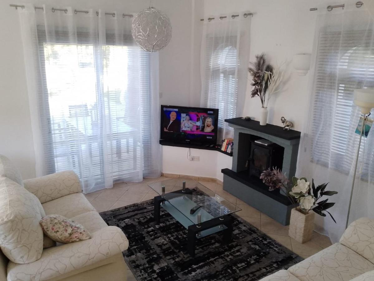 Villa Chrysanthemum Neo Chorio Dış mekan fotoğraf
